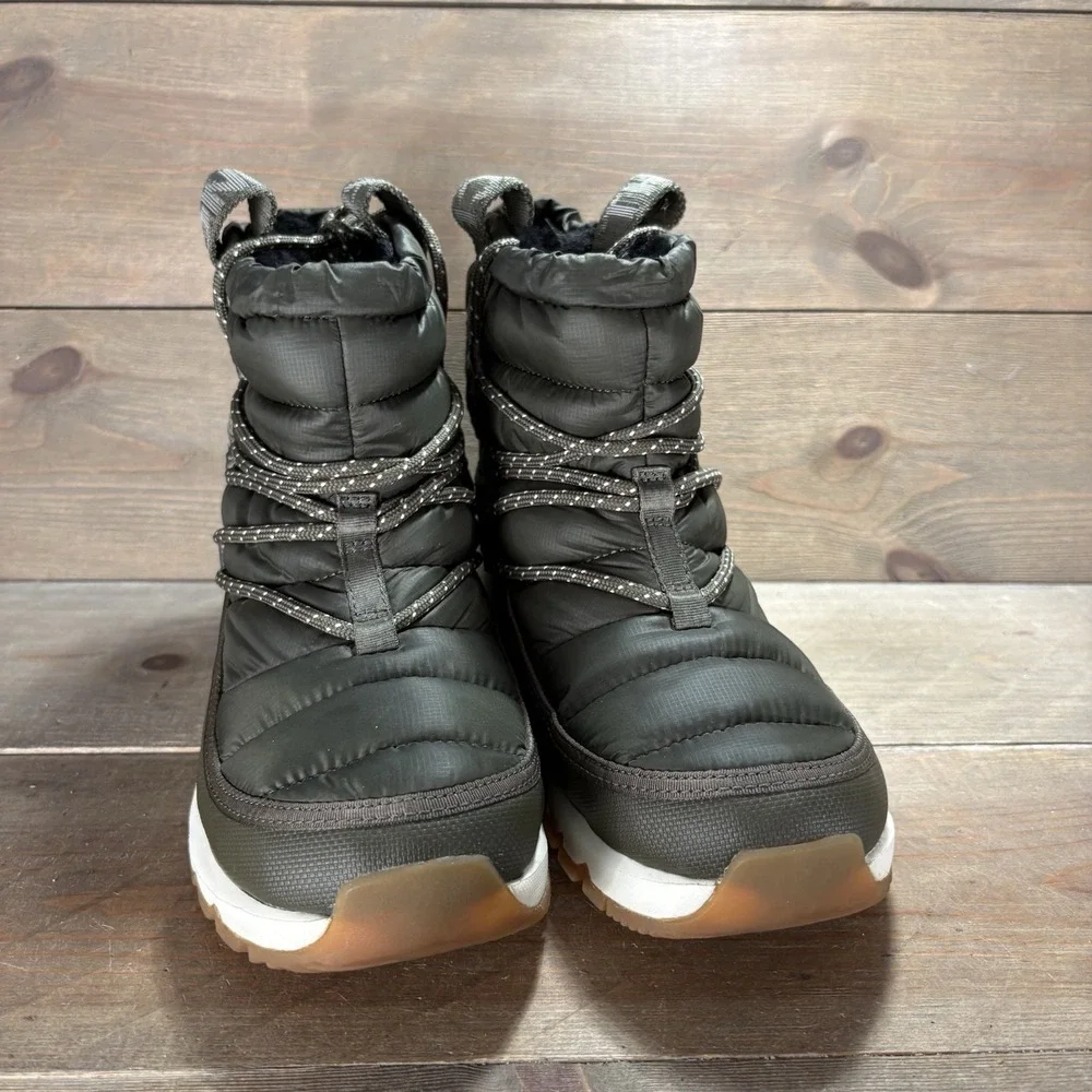 the north face thermoball womens size 9 shoes green fur lined snow boots
